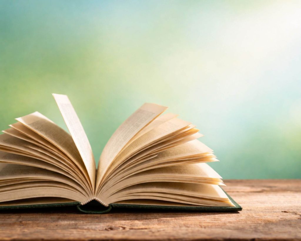 lettura dei registri akashici per la crescita personale e spirituale